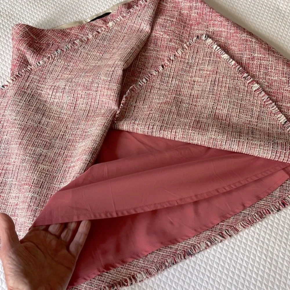 Banana Republic Pink Fringe A-Line Skirt Size‎ 0